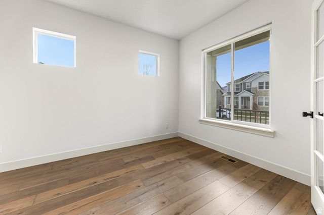 1806 W OLYMPUS DR, Saratoga Springs, UT 84045