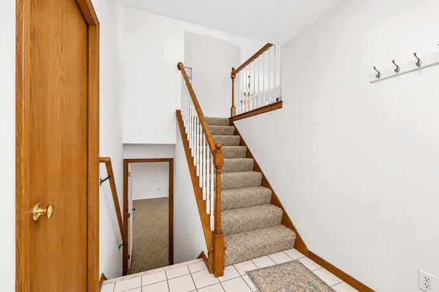 2916 Frank Street, Maplewood, MN 55109
