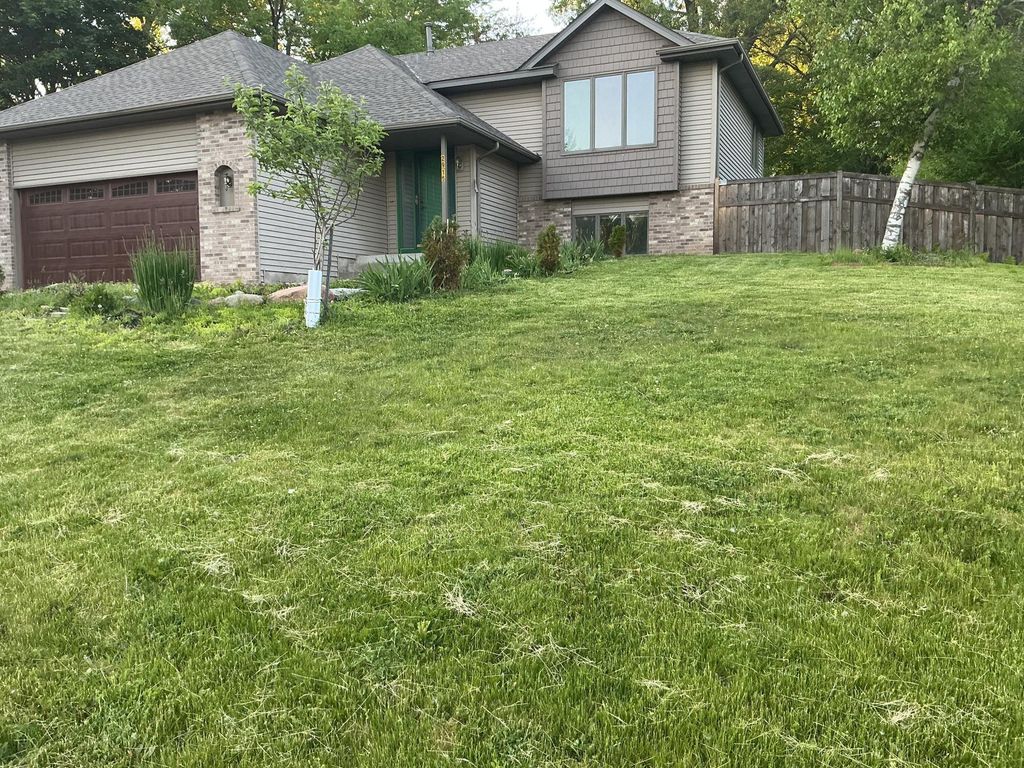2916 Frank Street, Maplewood, MN 55109 — photo 2