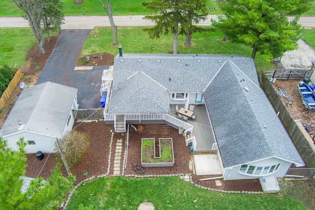 270 S Ott Avenue, Glen Ellyn, IL 60137