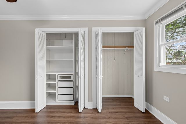 270 S Ott Avenue, Glen Ellyn, IL 60137