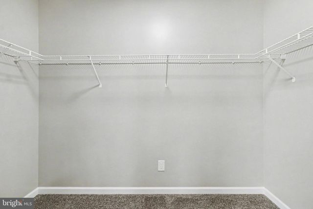 31 WOODVIEW DR, Mount Holly Springs, PA 17065