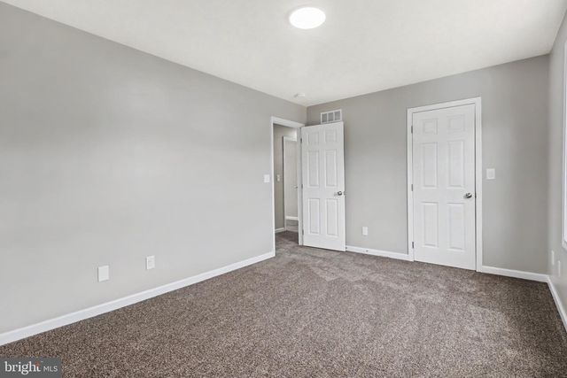31 WOODVIEW DR, Mount Holly Springs, PA 17065