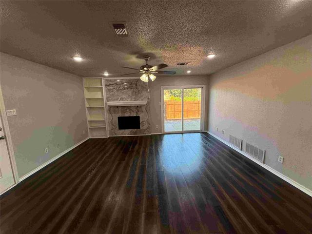 2959 Scott Mill Road, Carrollton, TX 75007