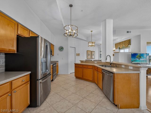 24360 Sandpiper Isle WAY 205, Bonita Springs, FL 34134