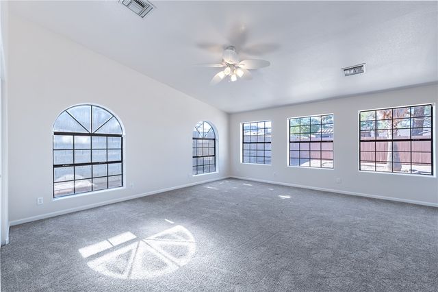 985 Crestwood Drive, Kingman, AZ 86409