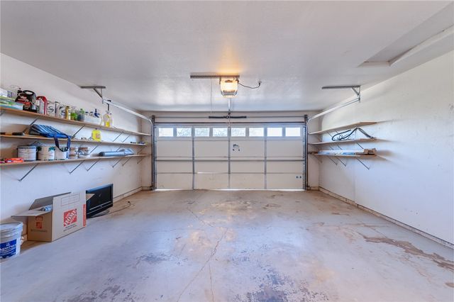 985 Crestwood Drive, Kingman, AZ 86409