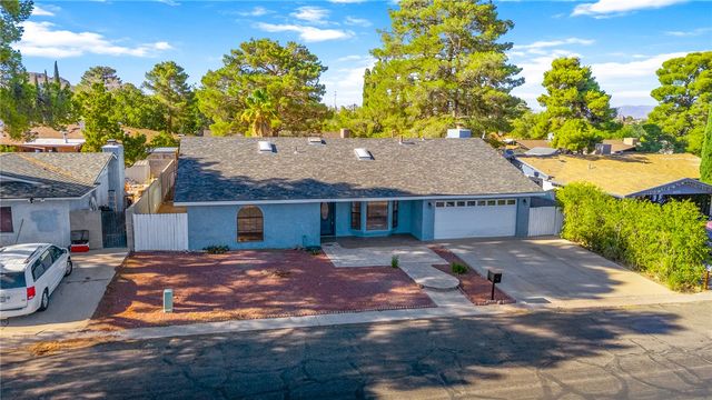 985 Crestwood Drive, Kingman, AZ 86409