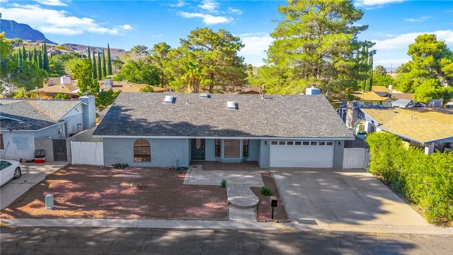 985 Crestwood Drive, Kingman, AZ 86409