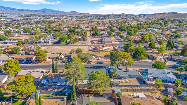 985 Crestwood Drive, Kingman, AZ 86409