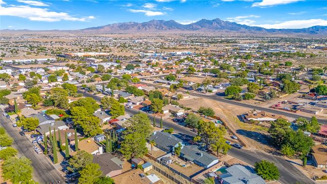 985 Crestwood Drive, Kingman, AZ 86409