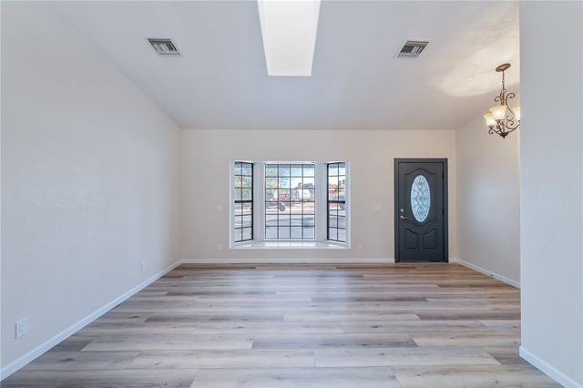 985 Crestwood Drive, Kingman, AZ 86409