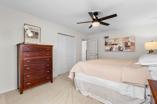 207 Country Club Lane, Belleville, IL 62223