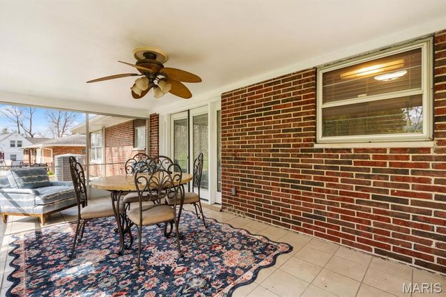 207 Country Club Lane, Belleville, IL 62223