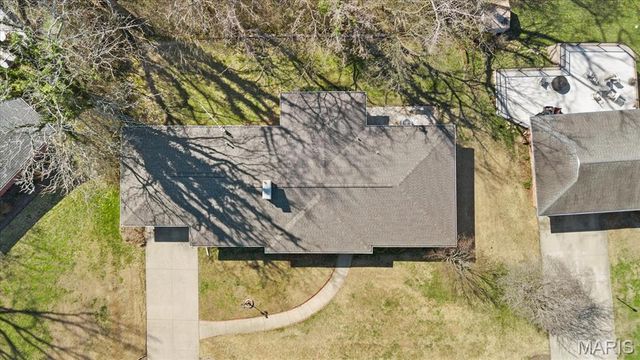 207 Country Club Lane, Belleville, IL 62223