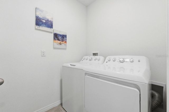 807 AUBURN GROVE COURT, Auburndale, FL 33823