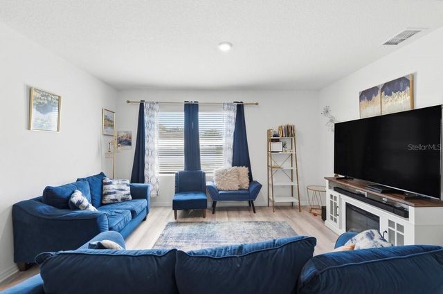 807 AUBURN GROVE COURT, Auburndale, FL 33823