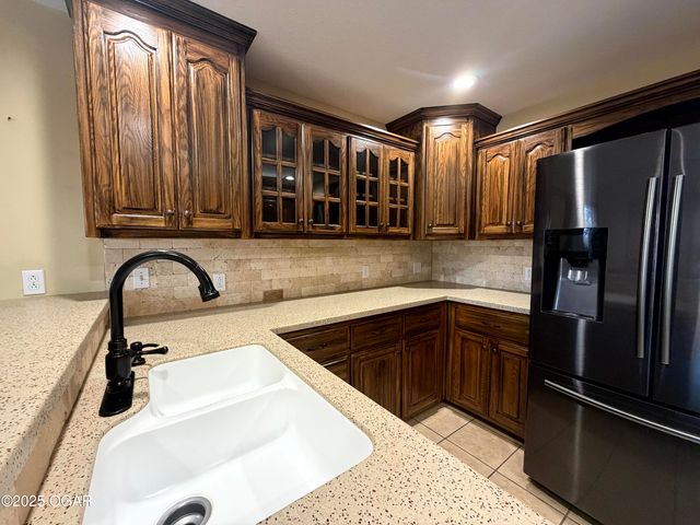 111 Briarbrook Drive, Carl Junction, MO 64834