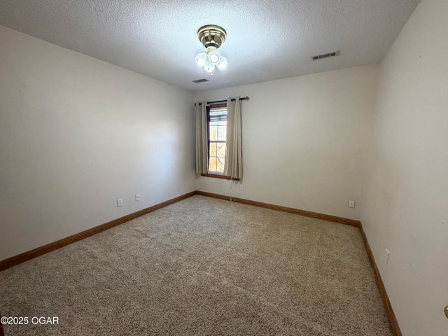 111 Briarbrook Drive, Carl Junction, MO 64834