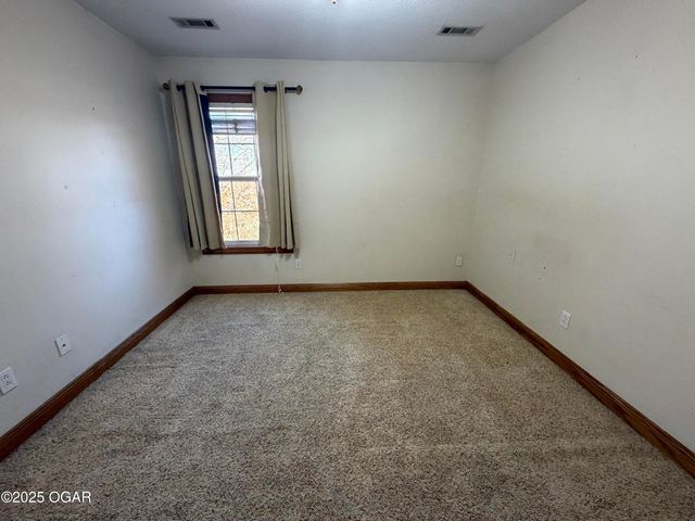 111 Briarbrook Drive, Carl Junction, MO 64834