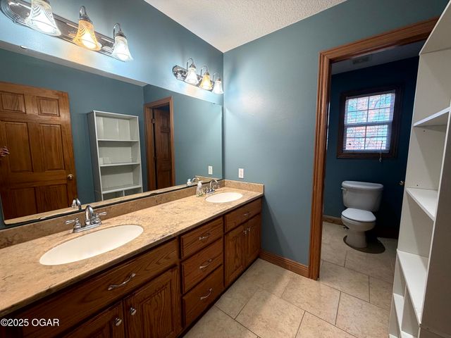 111 Briarbrook Drive, Carl Junction, MO 64834