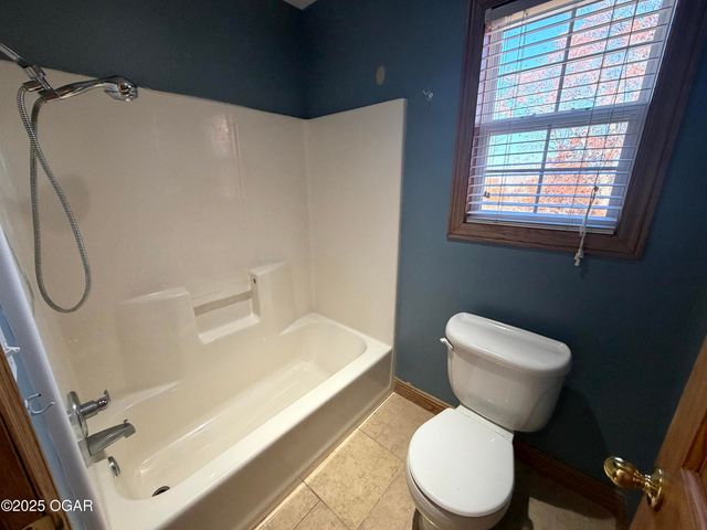 111 Briarbrook Drive, Carl Junction, MO 64834