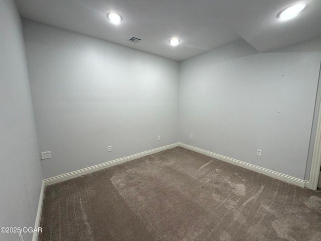 111 Briarbrook Drive, Carl Junction, MO 64834