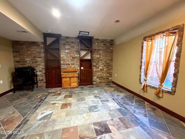 111 Briarbrook Drive, Carl Junction, MO 64834