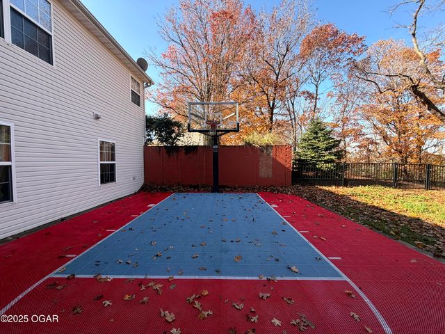 111 Briarbrook Drive, Carl Junction, MO 64834