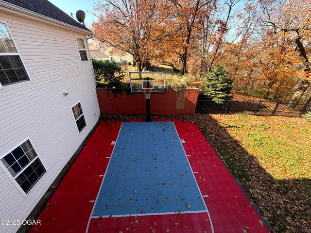 111 Briarbrook Drive, Carl Junction, MO 64834