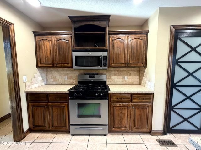 111 Briarbrook Drive, Carl Junction, MO 64834