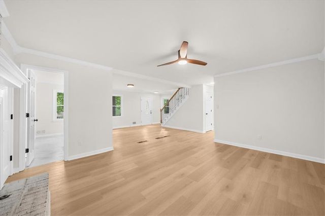 125 Silver Leaf Drive, Fayetteville, GA 30214