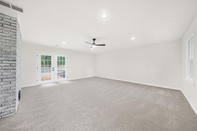 125 Silver Leaf Drive, Fayetteville, GA 30214