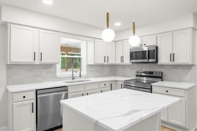 125 Silver Leaf Drive, Fayetteville, GA 30214