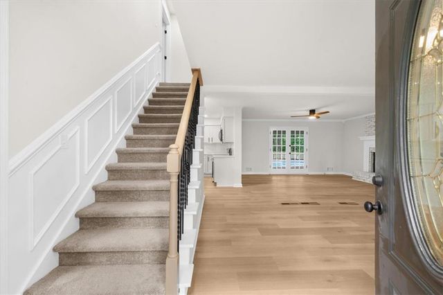 125 Silver Leaf Drive, Fayetteville, GA 30214