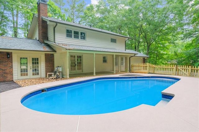 125 Silver Leaf Drive, Fayetteville, GA 30214