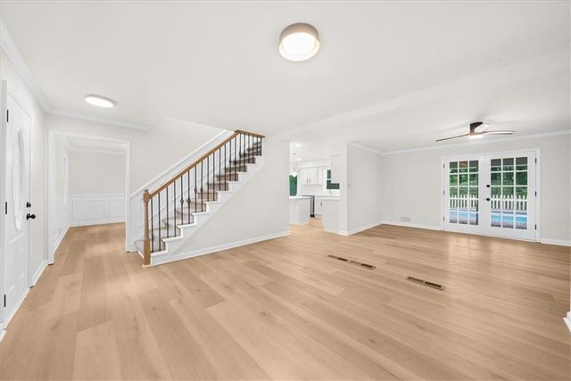 125 Silver Leaf Drive, Fayetteville, GA 30214