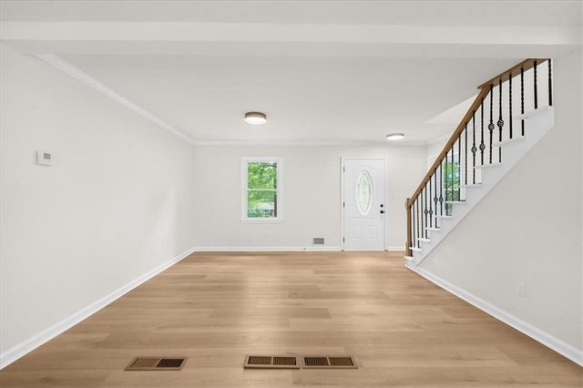 125 Silver Leaf Drive, Fayetteville, GA 30214
