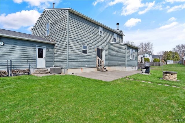 105 Mercury Circle, Salina, NY 13088