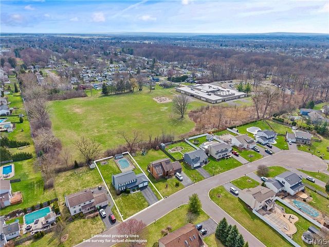 105 Mercury Circle, Salina, NY 13088