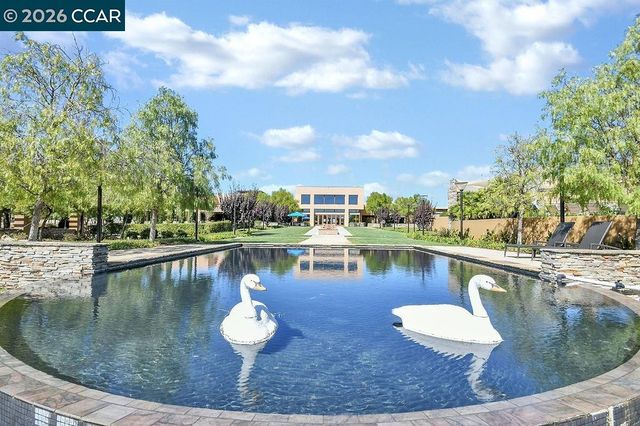 1155 Saint Julien St, Brentwood, CA 94513