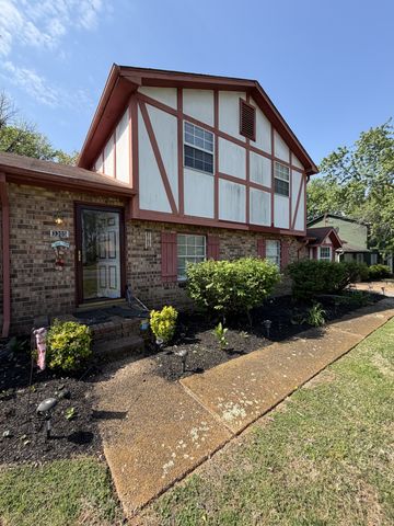 3305 Country Way Rd, Antioch, TN 37013