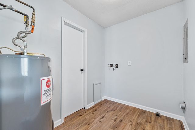 3981 E 39th Street, Nitro, WV 25143