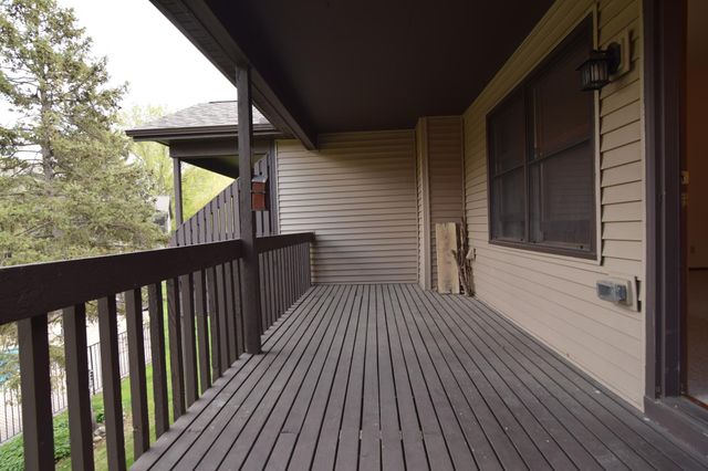 11039 Oregon Circle, Bloomington, MN 55438