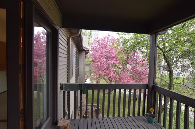11039 Oregon Circle, Bloomington, MN 55438