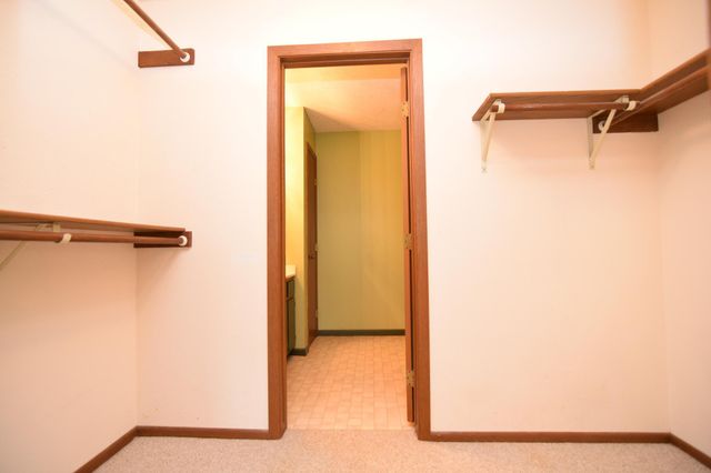 11039 Oregon Circle, Bloomington, MN 55438