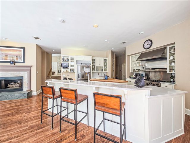 3000 Iron Stone Court, Arlington, TX 76006