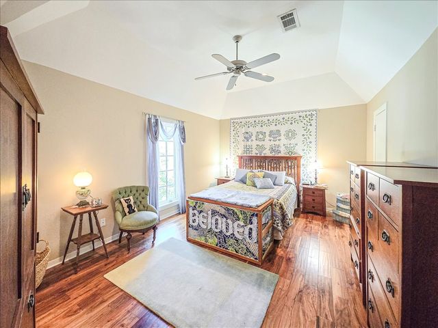 3000 Iron Stone Court, Arlington, TX 76006