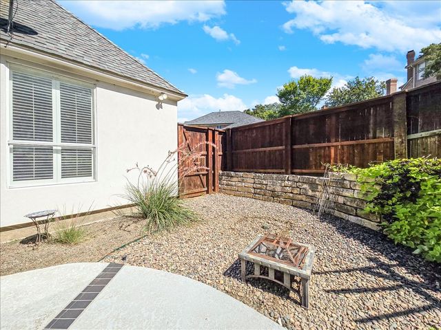 3000 Iron Stone Court, Arlington, TX 76006