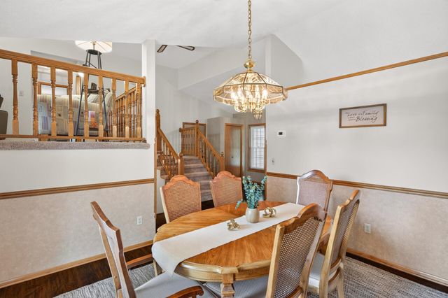 1305 Keller Lane, Burnsville, MN 55306